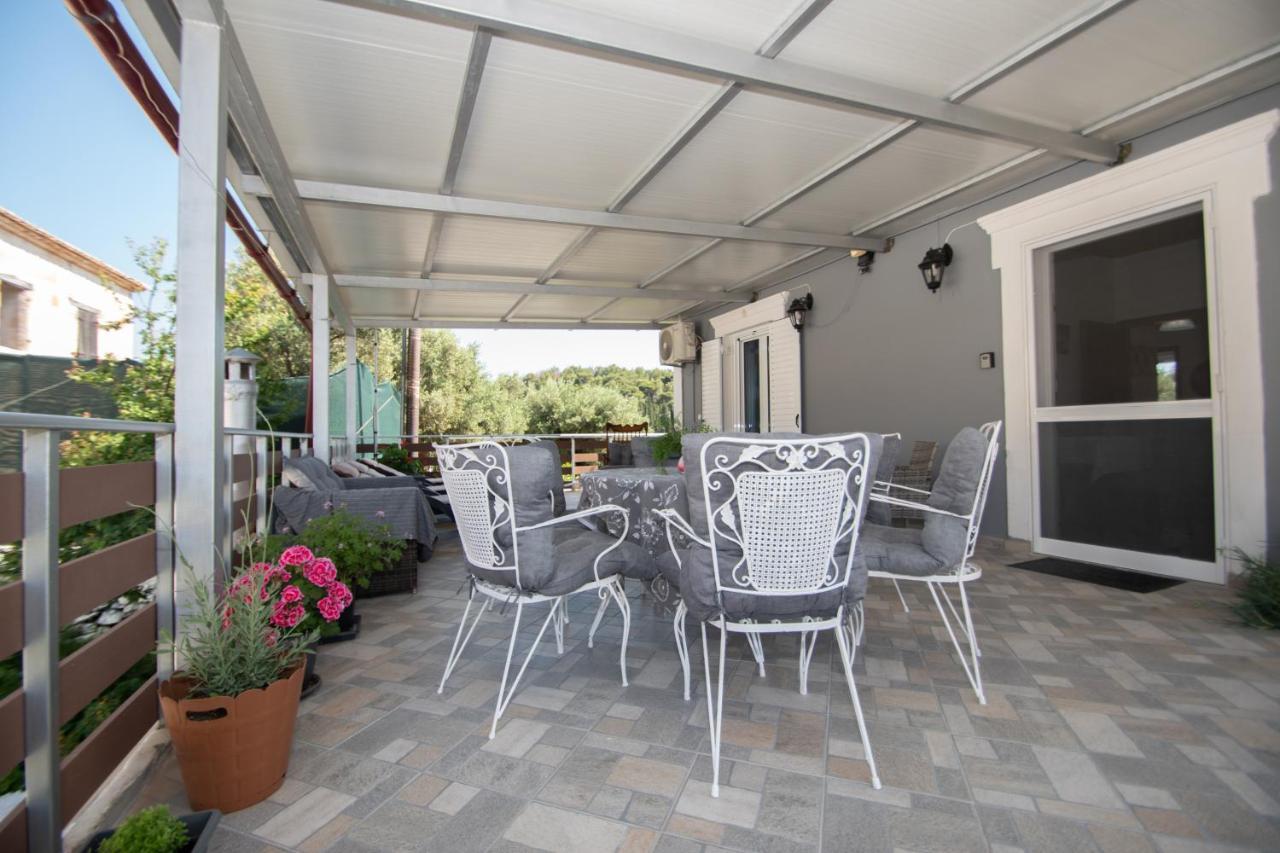 Sohoro Forest Hill Apartment By "Elite" Kampi  Exterior photo